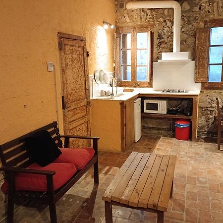 Ca La Iaia Veva Apartment Sant Joan les Fonts Exterior foto