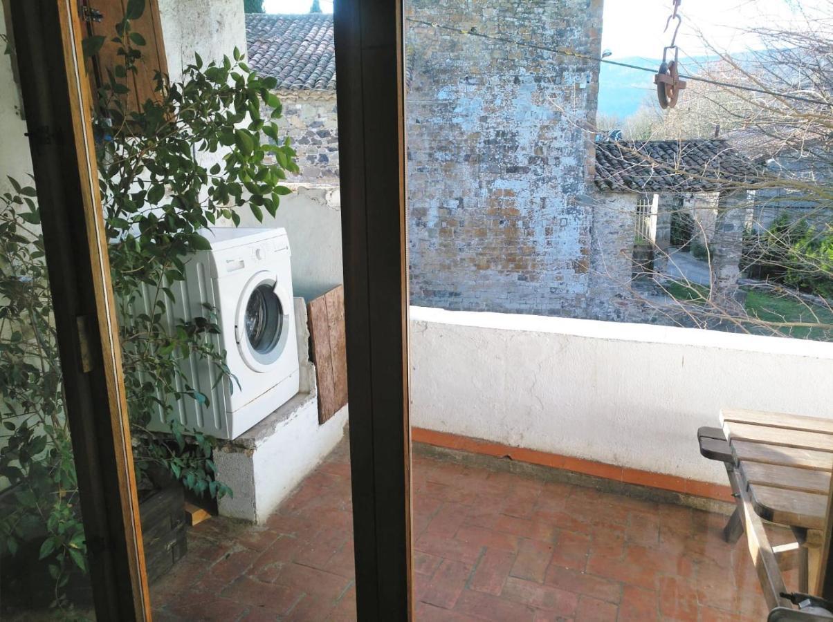 Ca La Iaia Veva Apartment Sant Joan les Fonts Exterior foto