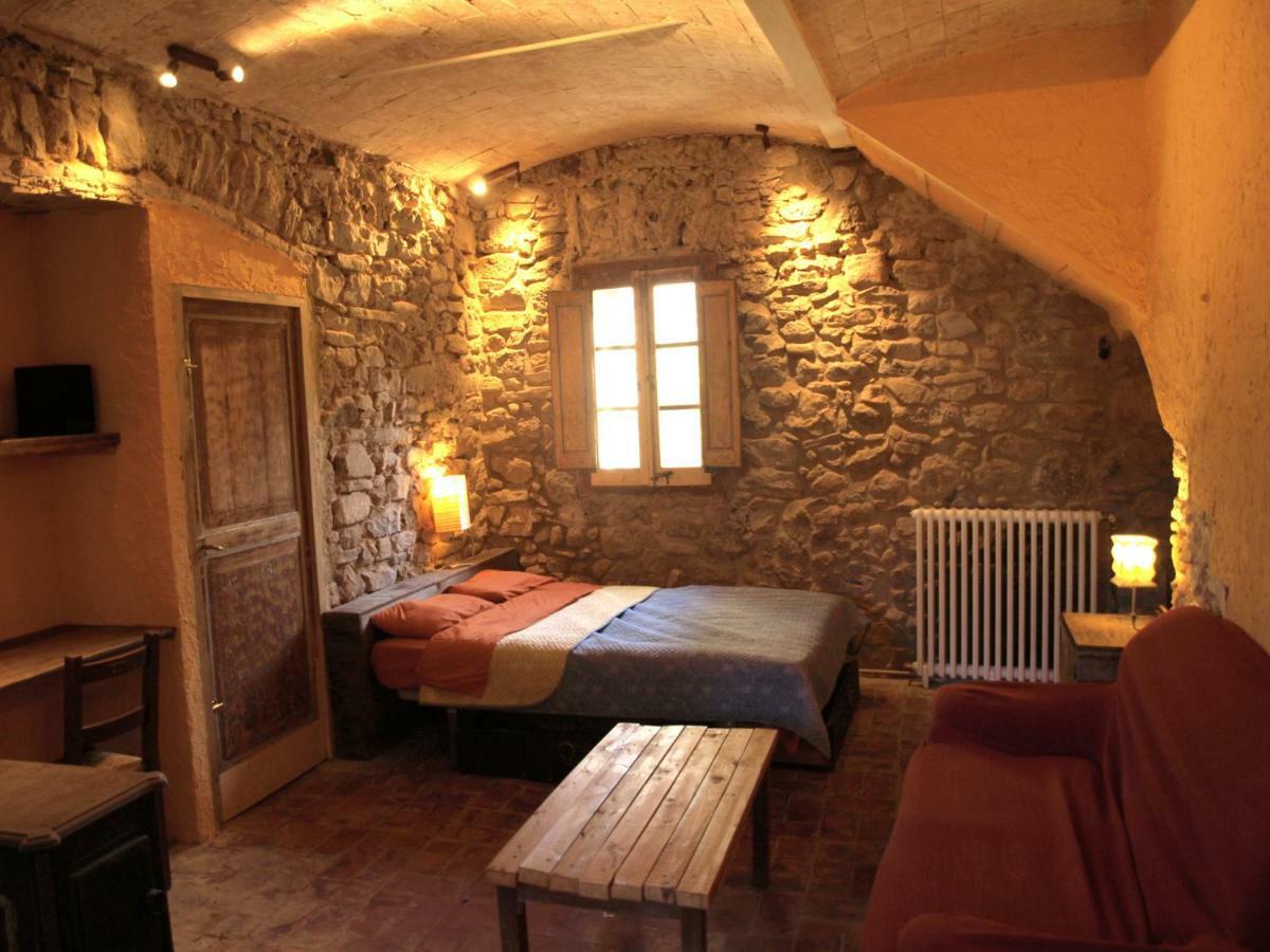 Ca La Iaia Veva Apartment Sant Joan les Fonts Exterior foto